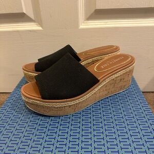 Kenneth Cole Black and Tan Wedge Sandals